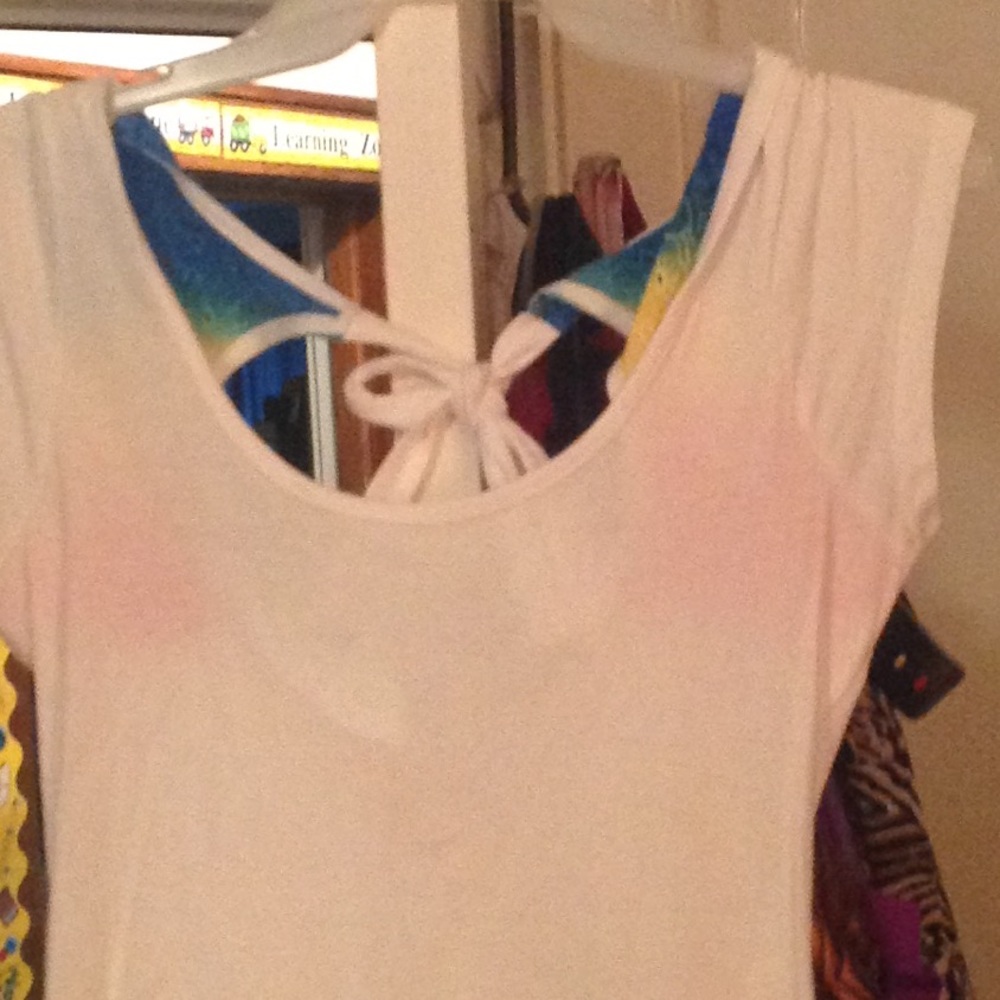 Tee